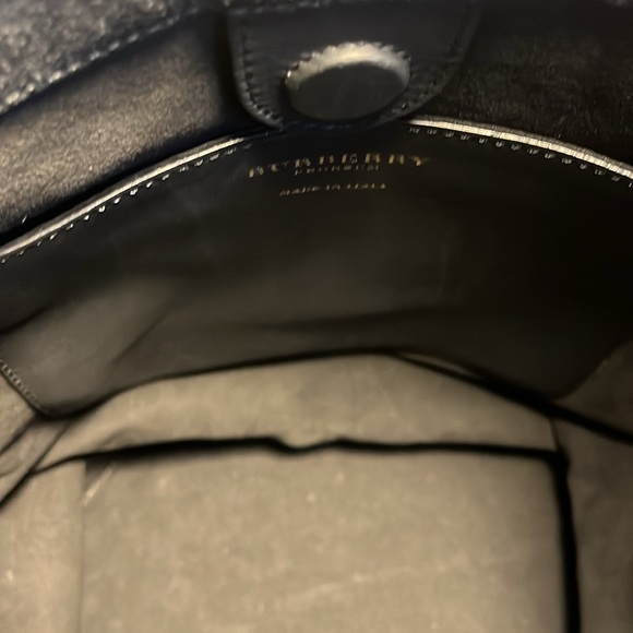 Burberry black suede bag large with fringes authentic - Picture 9 of 10